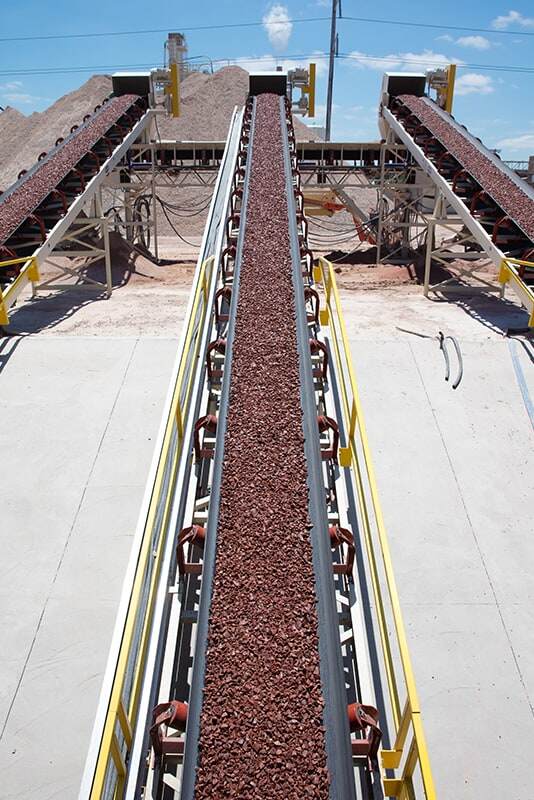 lg-everest-vertical-in-plant-conveyor-by-superior-industries