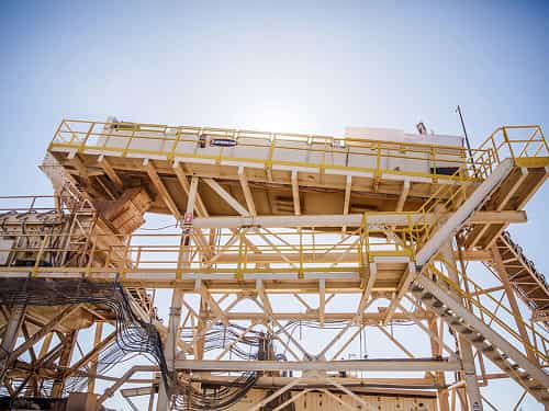 Log Washer mounted on Fusion® Modular Wash Plant feeding into Guardian® Horizontal Screen